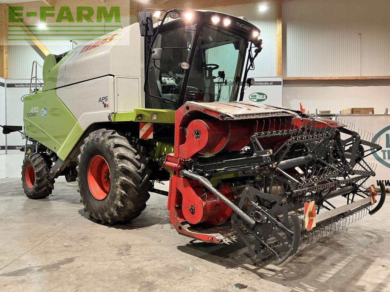 CLAAS tucano 430 - Зерноуборочный комбайн: фото 2 CLAAS tucano 430 - Зерноуборочный комбайн: фото 2