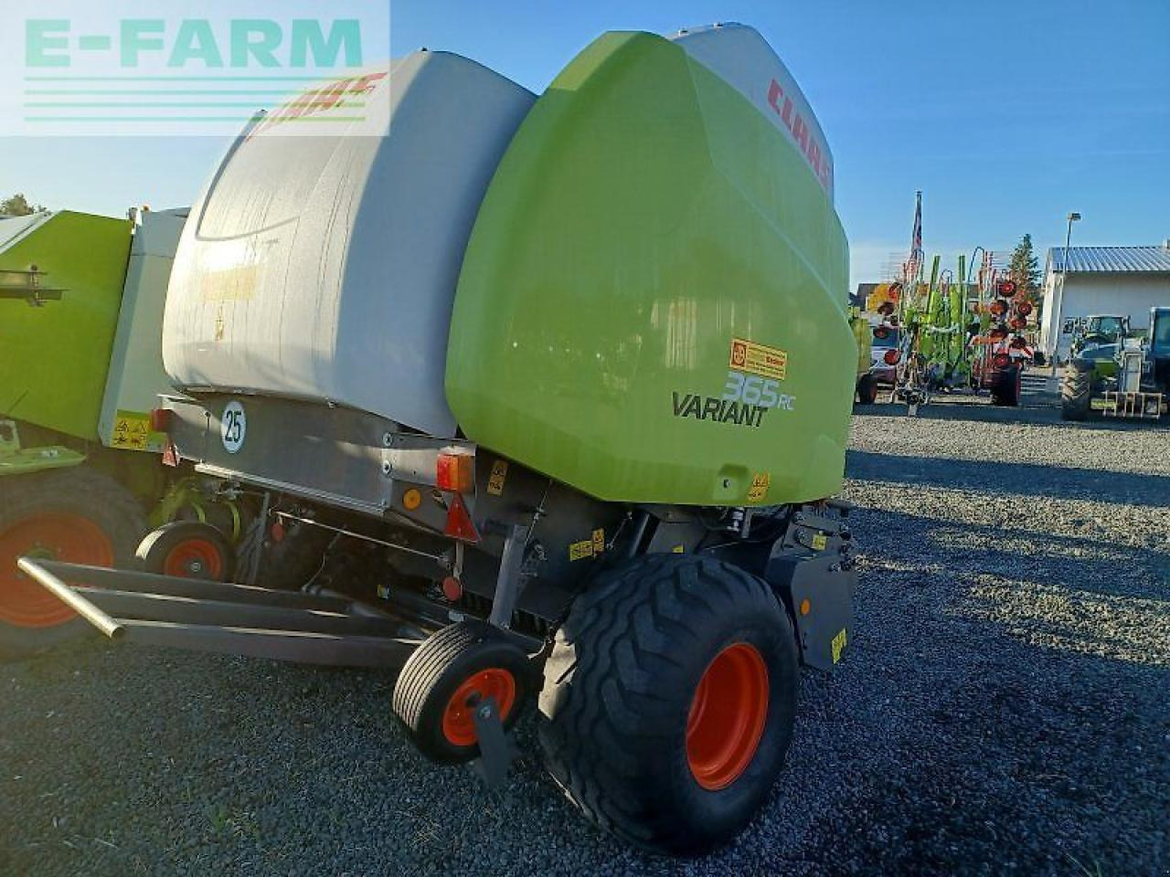 CLAAS variant 365 rc - Пресс-подборщик тюковый: фото 3 CLAAS variant 365 rc - Пресс-подборщик тюковый: фото 3