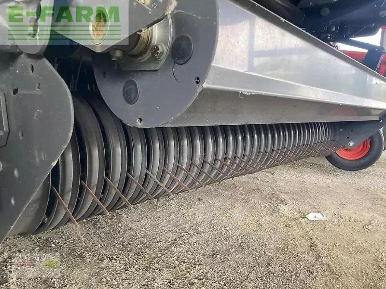 CLAAS variant 485 rc pro - Пресс-подборщик тюковый: фото 5 CLAAS variant 485 rc pro - Пресс-подборщик тюковый: фото 5