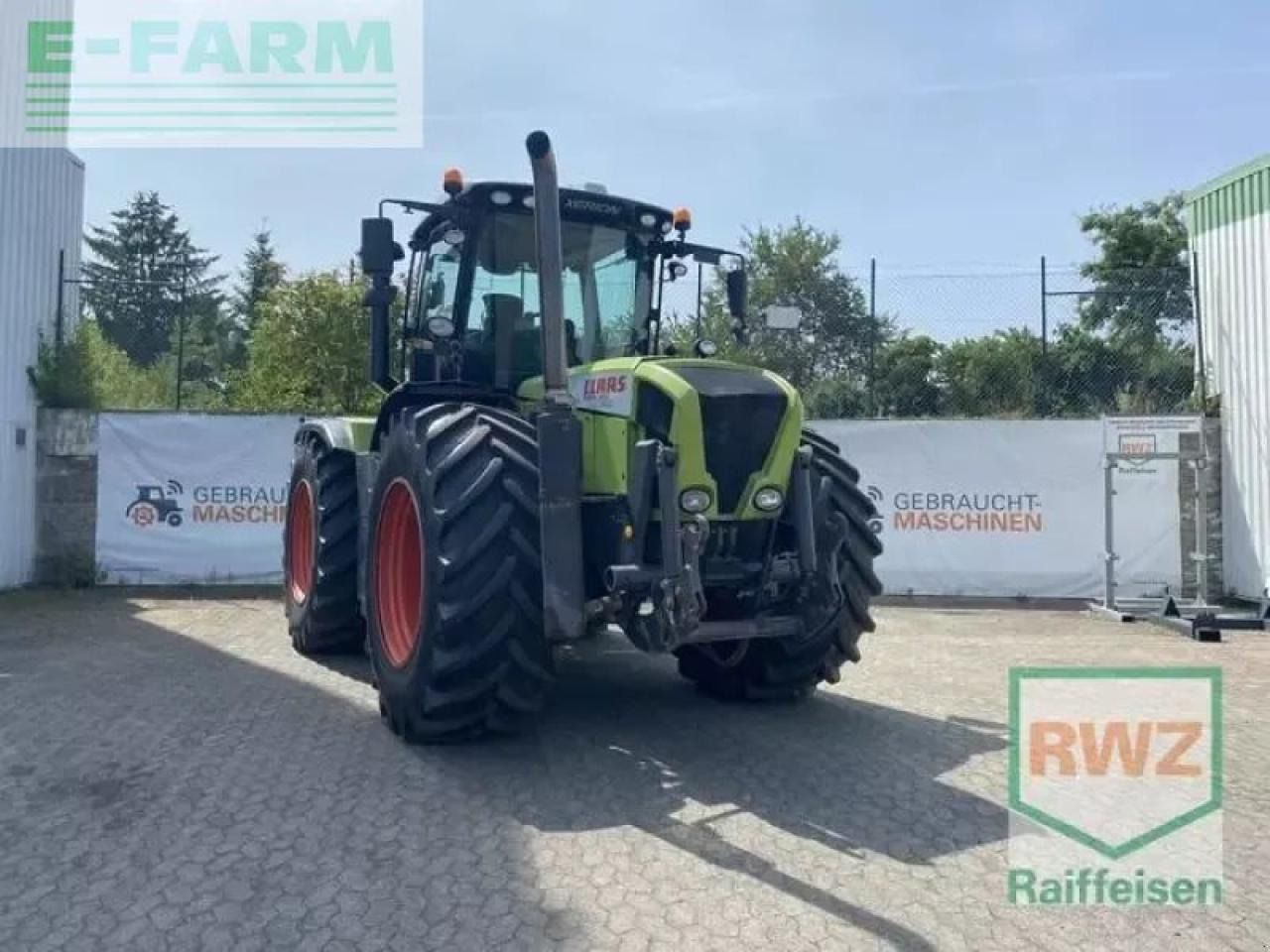 CLAAS xerion 3300 trac vc TRAC VC - Трактор: фото 1 CLAAS xerion 3300 trac vc TRAC VC - Трактор: фото 1