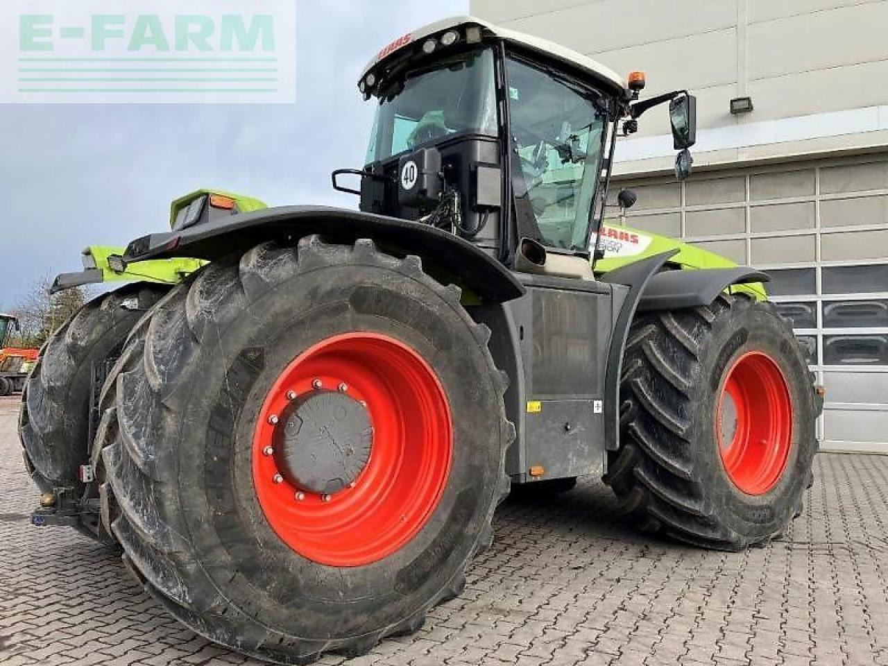 CLAAS xerion 5000 trac TRAC - Трактор: фото 4 CLAAS xerion 5000 trac TRAC - Трактор: фото 4
