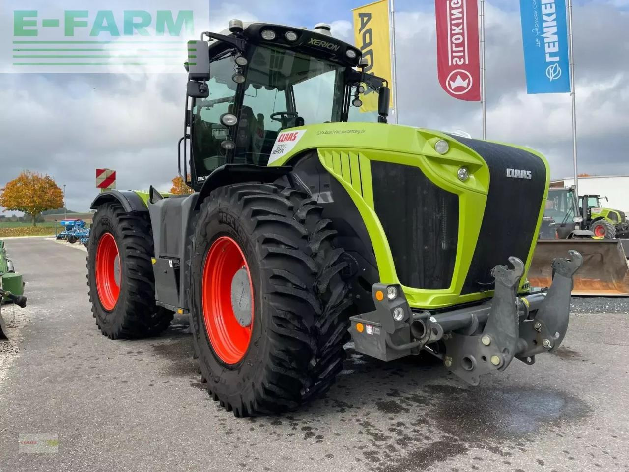 CLAAS xerion 5000 trac vc inkl. kundendienst neu und tüv neu!! - Трактор: фото 1 CLAAS xerion 5000 trac vc inkl. kundendienst neu und tüv neu!! - Трактор: фото 1