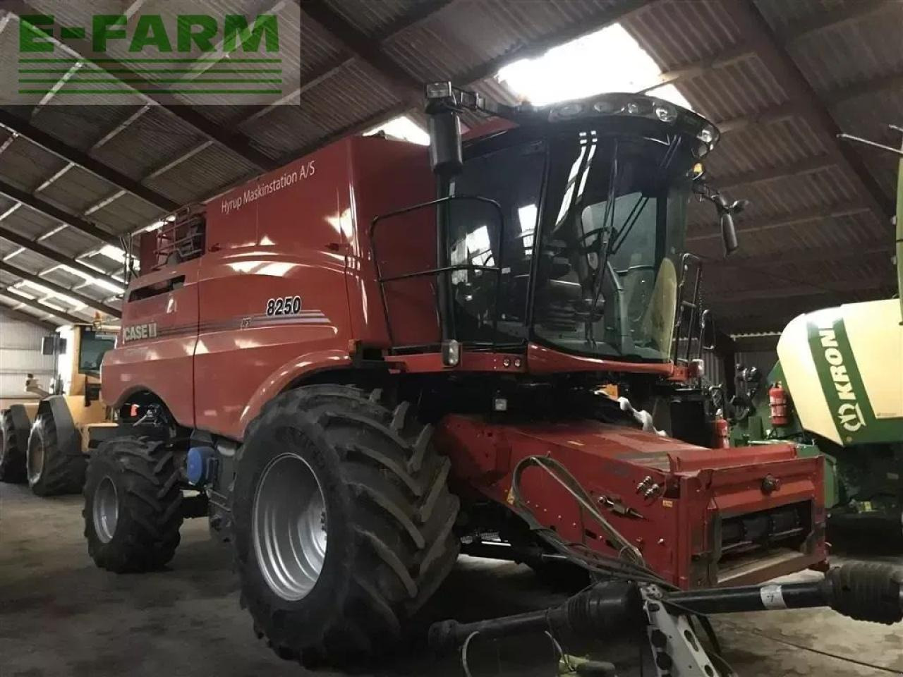 Case-IH axial-flow 8250 med harvest command, kun 570 tærsketimer - Зерноуборочный комбайн: фото 1 Case-IH axial-flow 8250 med harvest command, kun 570 tærsketimer - Зерноуборочный комбайн: фото 1