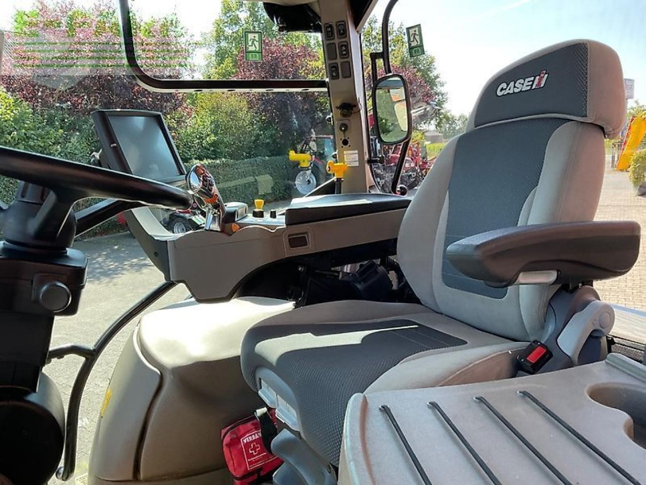 Case-IH maxxum 125 mc ad 8 MC - Трактор: фото 5 Case-IH maxxum 125 mc ad 8 MC - Трактор: фото 5