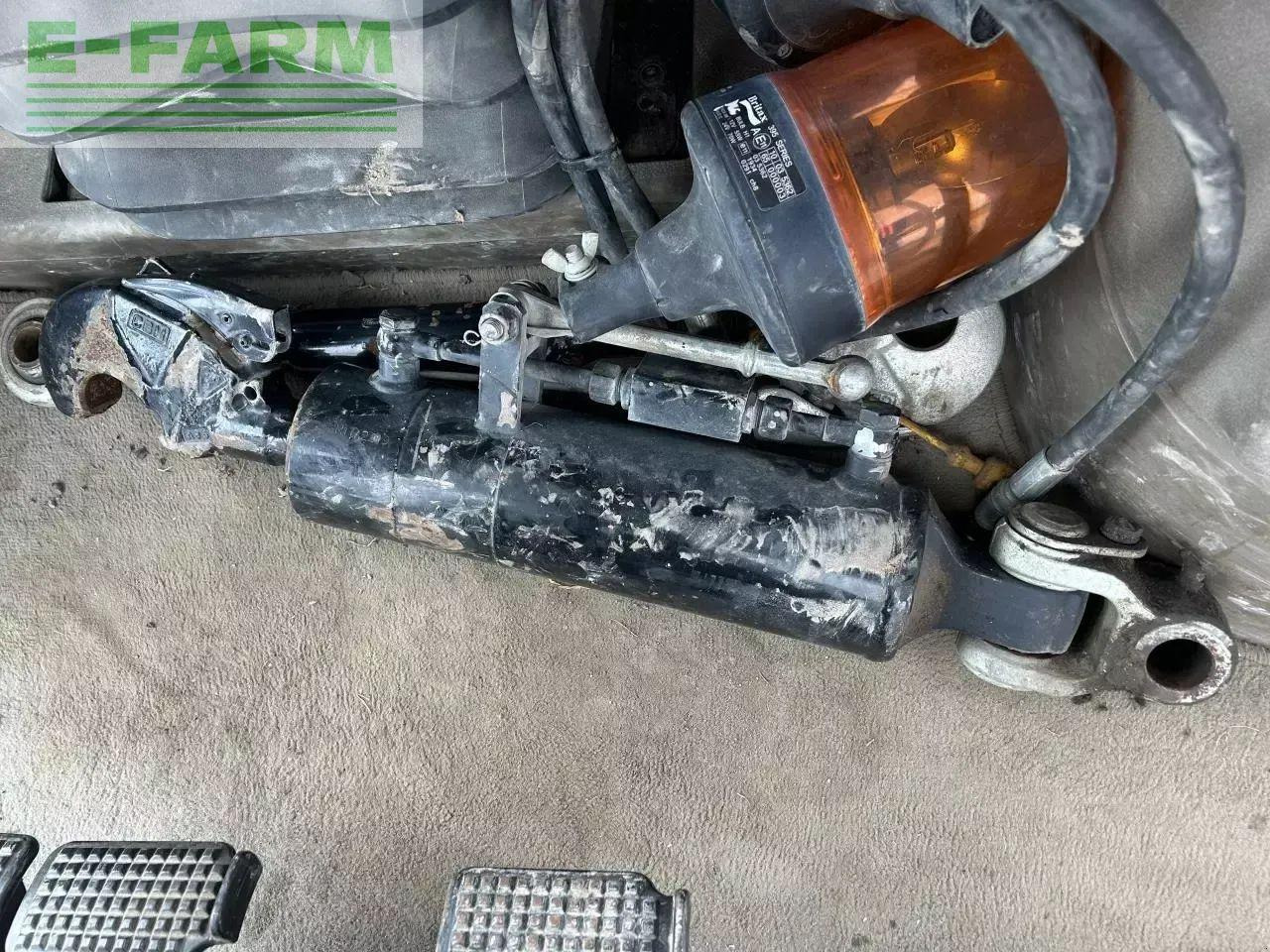 Case-IH puma 240 cvx CVX - Трактор: фото 4 Case-IH puma 240 cvx CVX - Трактор: фото 4