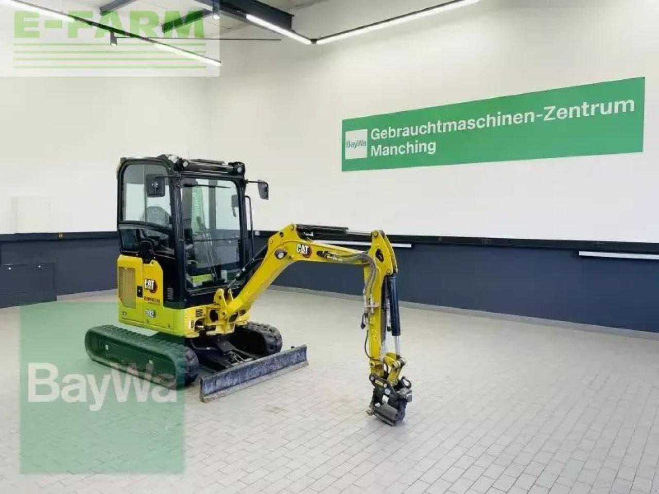 Caterpillar 302cr-05a - Мини-экскаватор: фото 1 Caterpillar 302cr-05a - Мини-экскаватор: фото 1