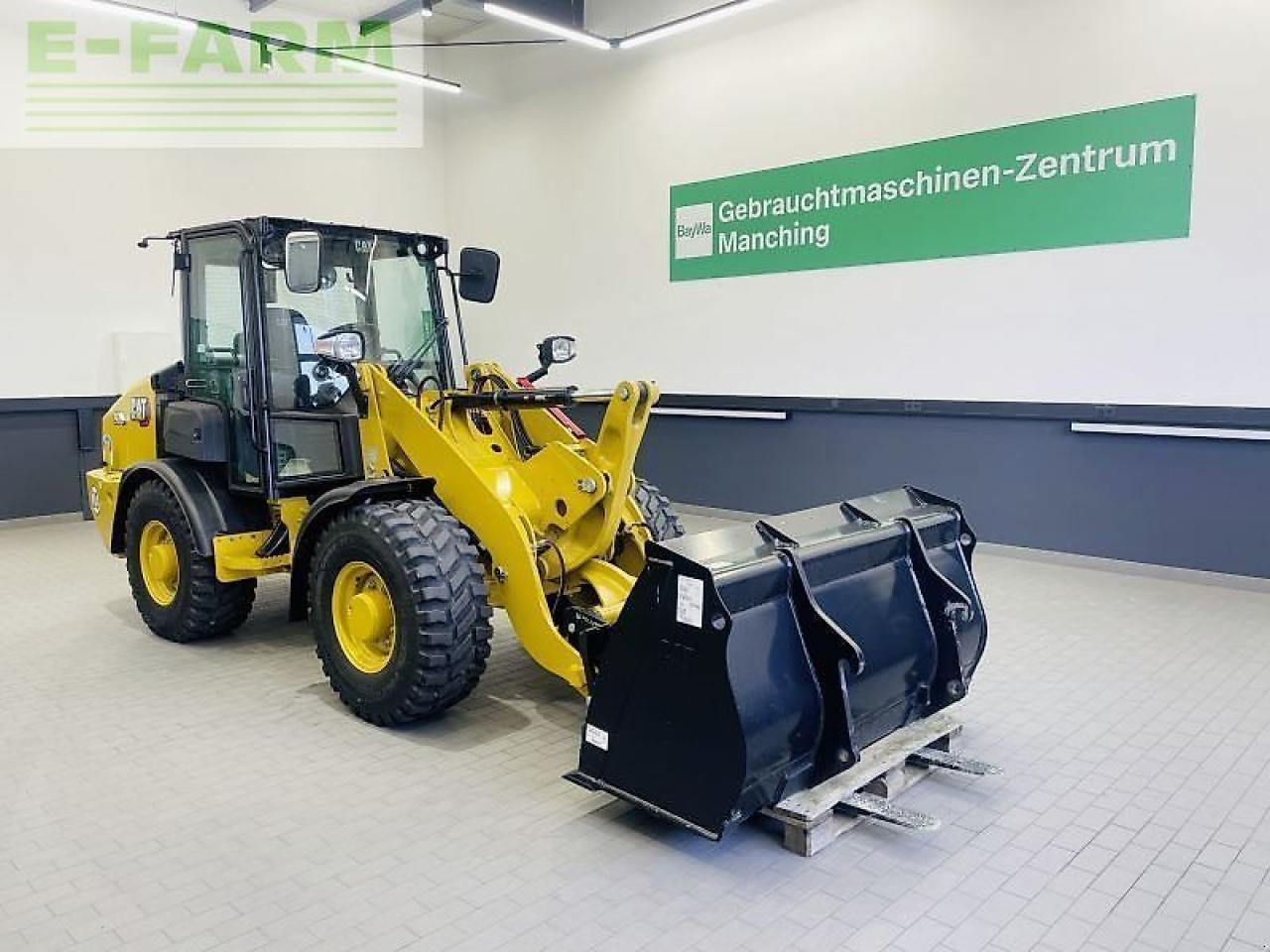 Caterpillar 906-14a - Мини-экскаватор: фото 1 Caterpillar 906-14a - Мини-экскаватор: фото 1