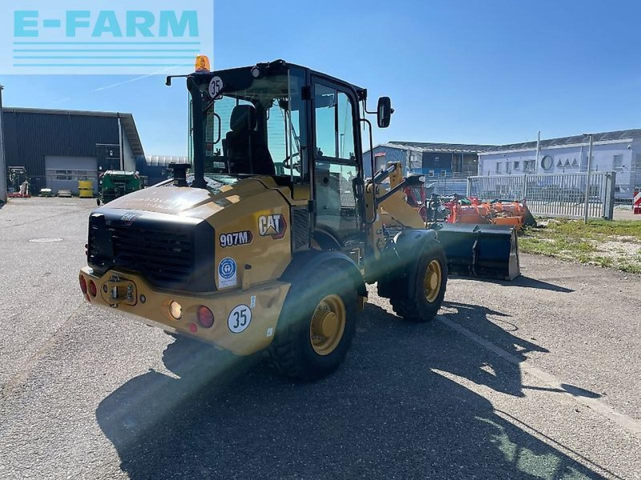 Caterpillar 907m - Мини-экскаватор: фото 4 Caterpillar 907m - Мини-экскаватор: фото 4