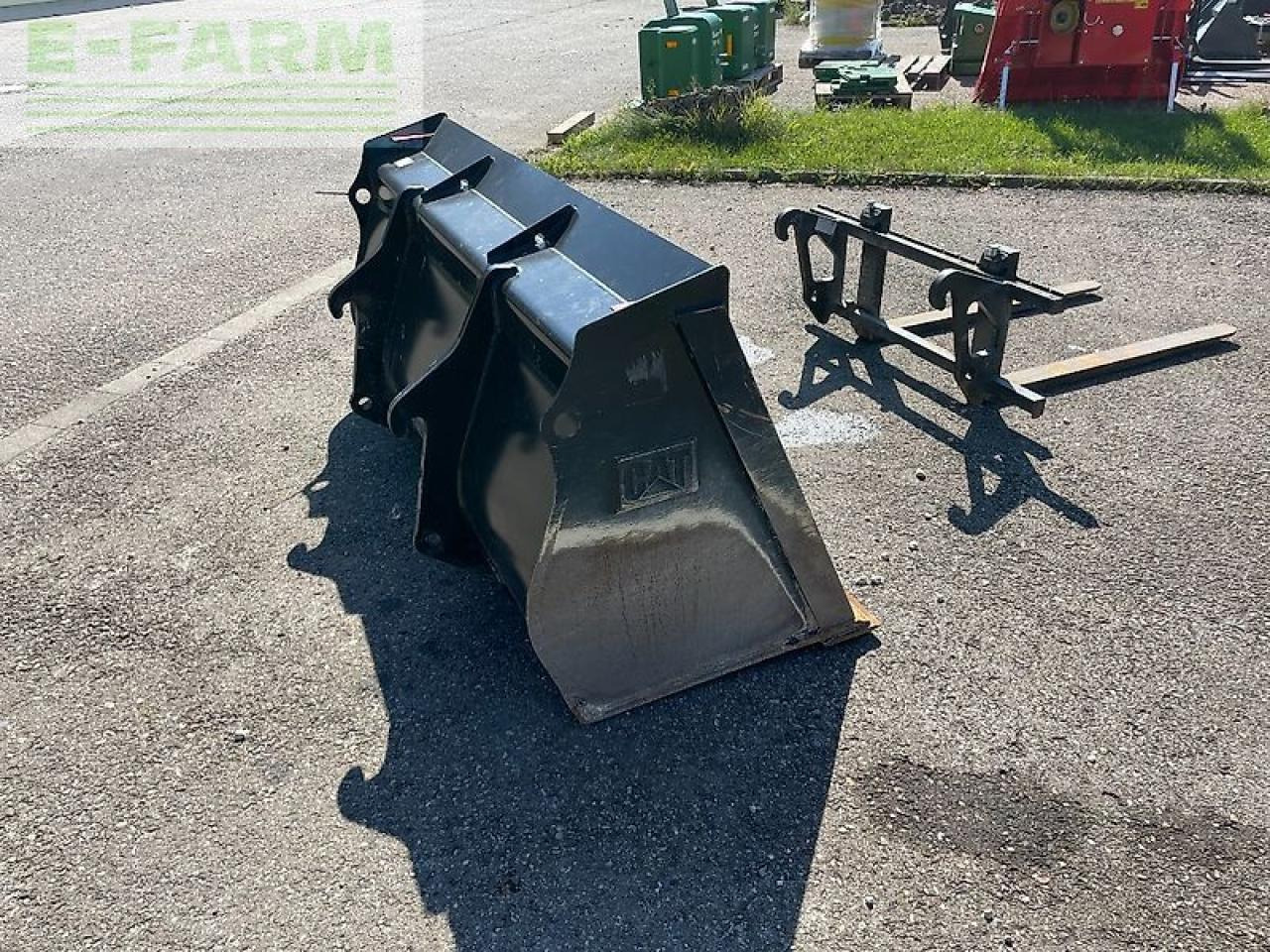 Мини-экскаватор Caterpillar 907m: фото 25