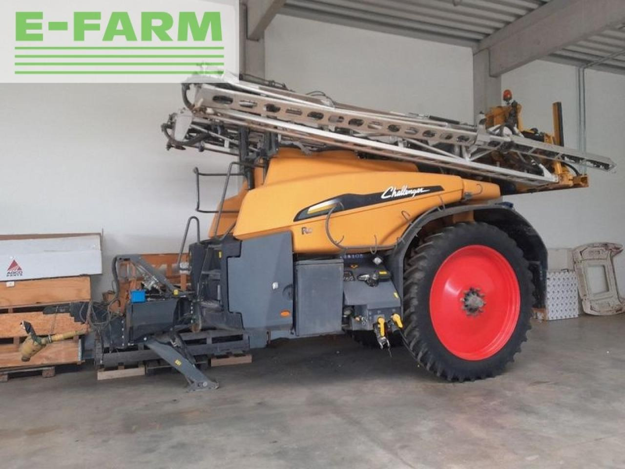 Challenger rg344 - Прицепной опрыскиватель: фото 1 Challenger rg344 - Прицепной опрыскиватель: фото 1