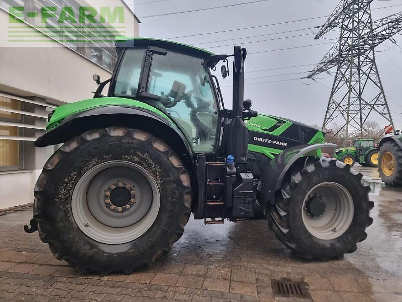 Deutz-Fahr agrotron 7250 ttv - Трактор: фото 3 Deutz-Fahr agrotron 7250 ttv - Трактор: фото 3