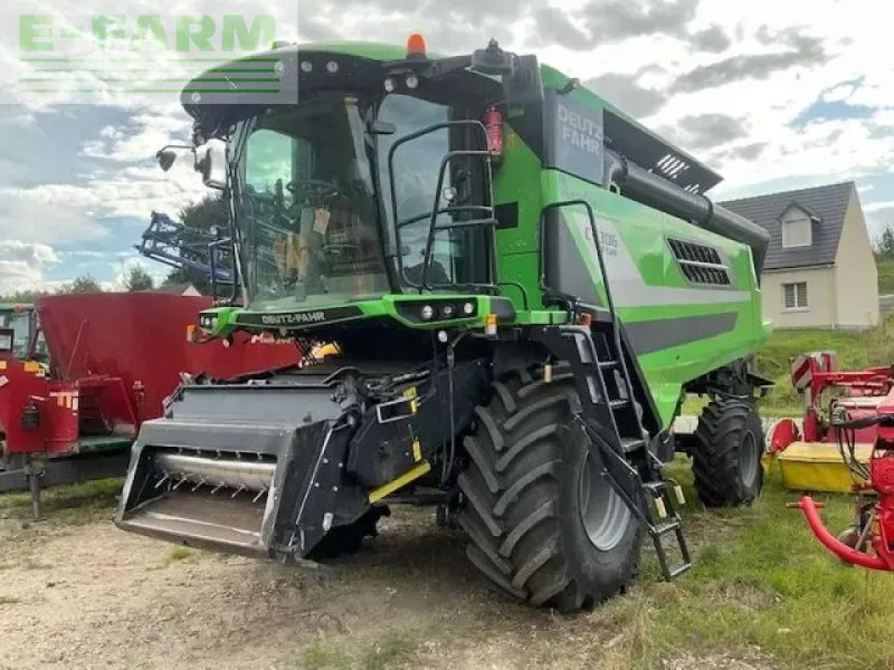 Deutz-Fahr c9306tsb - Зерноуборочный комбайн: фото 1 Deutz-Fahr c9306tsb - Зерноуборочный комбайн: фото 1