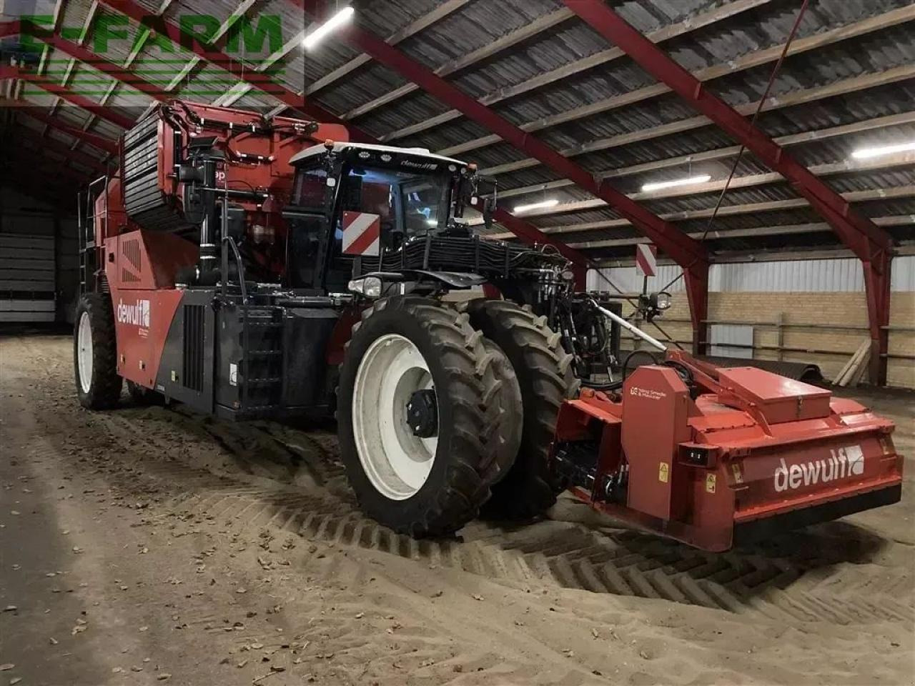 Dewulf rqa3060 topkæde, hd bagaksel, tracks, easyclean rensemodul, kassefylder - Картофелеуборочный комбайн: фото 1 Dewulf rqa3060 topkæde, hd bagaksel, tracks, easyclean rensemodul, kassefylder - Картофелеуборочный комбайн: фото 1