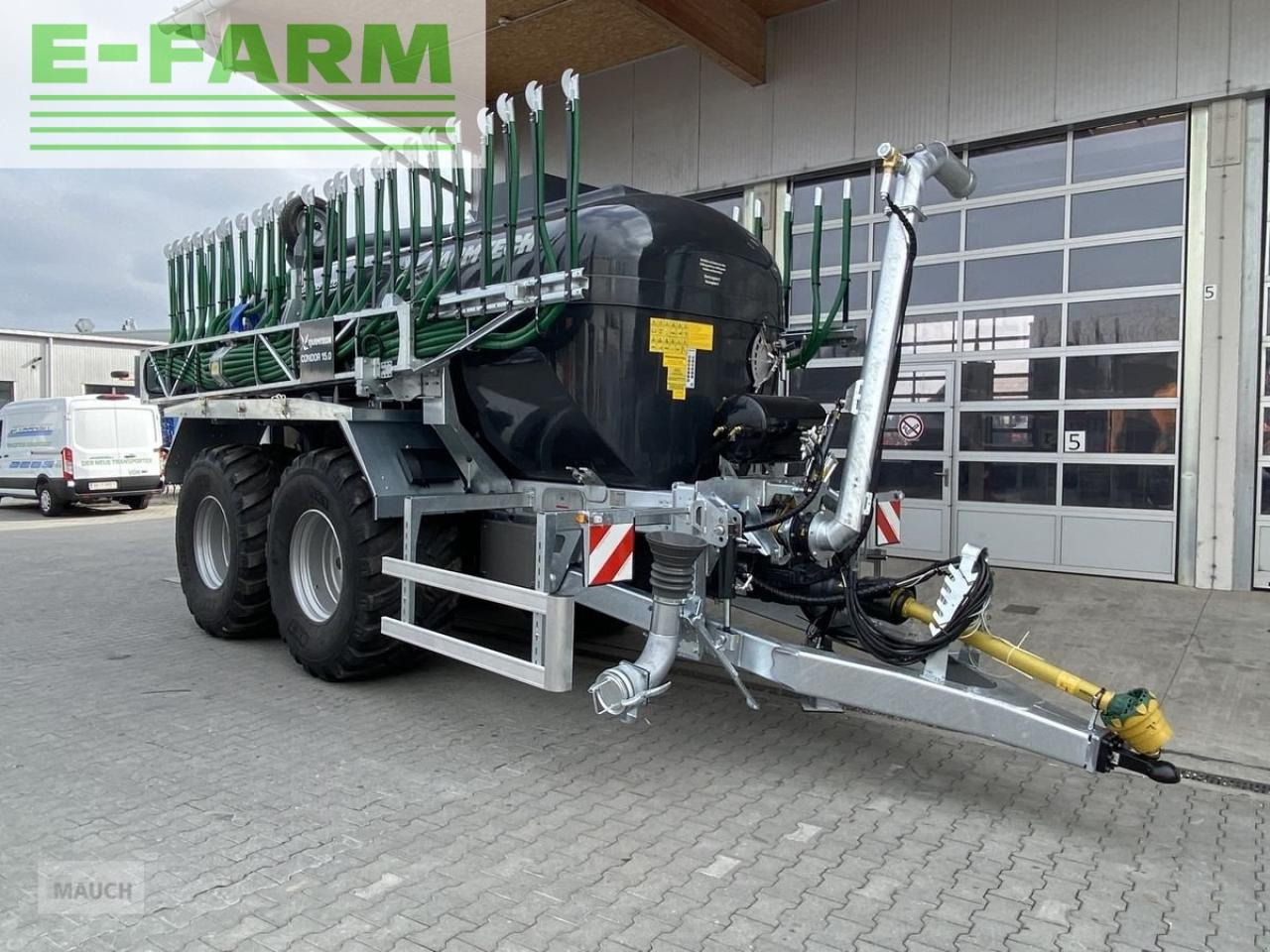 Farmtech polycis 1400 + schleppschuhverteiler condor 15.0 - Цистерна для жидкого навоза: фото 2 Farmtech polycis 1400 + schleppschuhverteiler condor 15.0 - Цистерна для жидкого навоза: фото 2