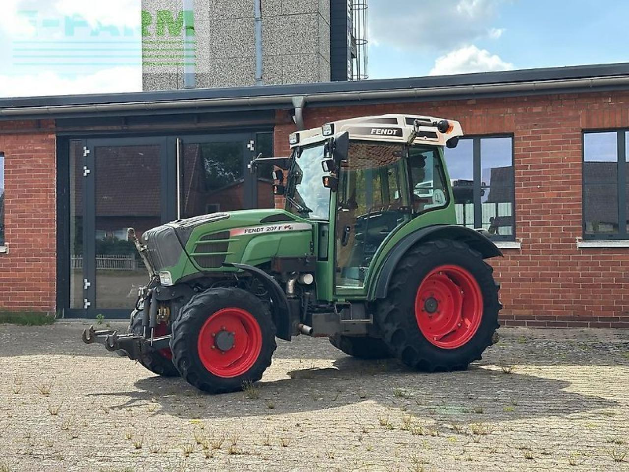 Fendt 207 f vario F - Трактор: фото 2 Fendt 207 f vario F - Трактор: фото 2