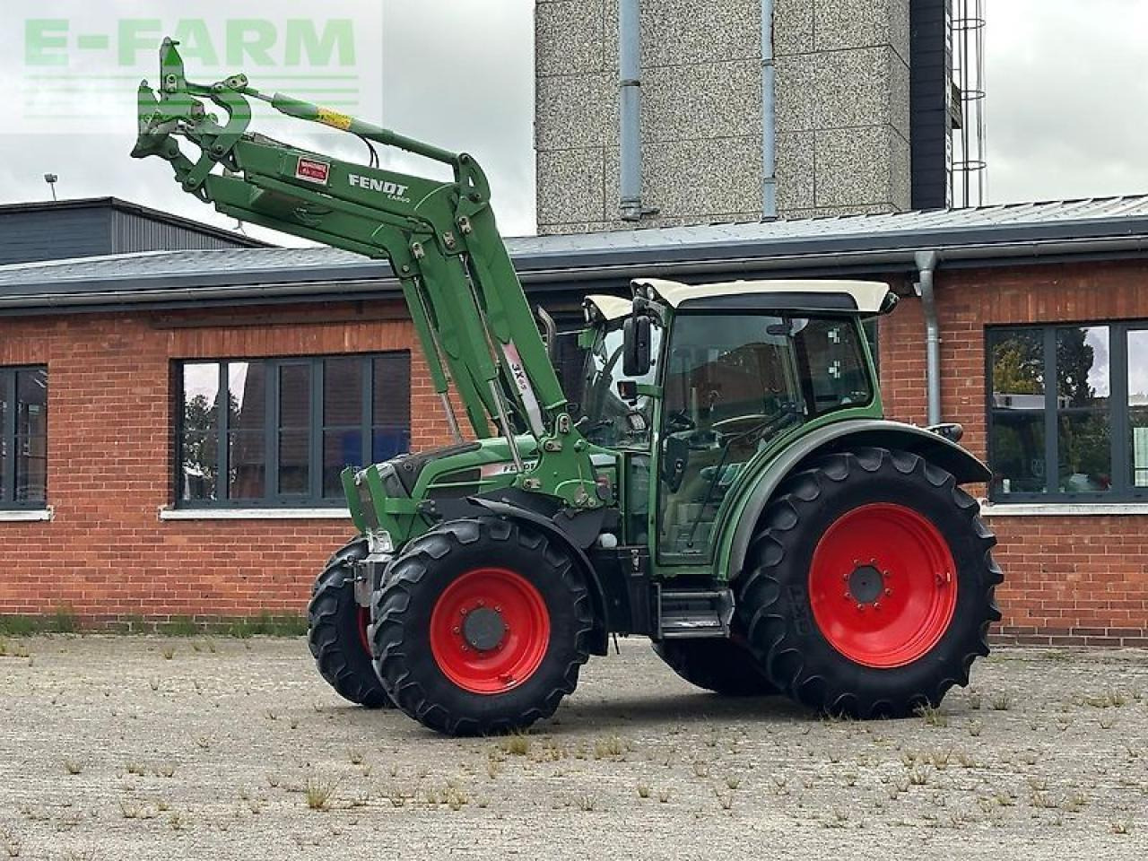 Fendt 209 s vario *frontlader fendt cargo 3x65* - Трактор: фото 3 Fendt 209 s vario *frontlader fendt cargo 3x65* - Трактор: фото 3