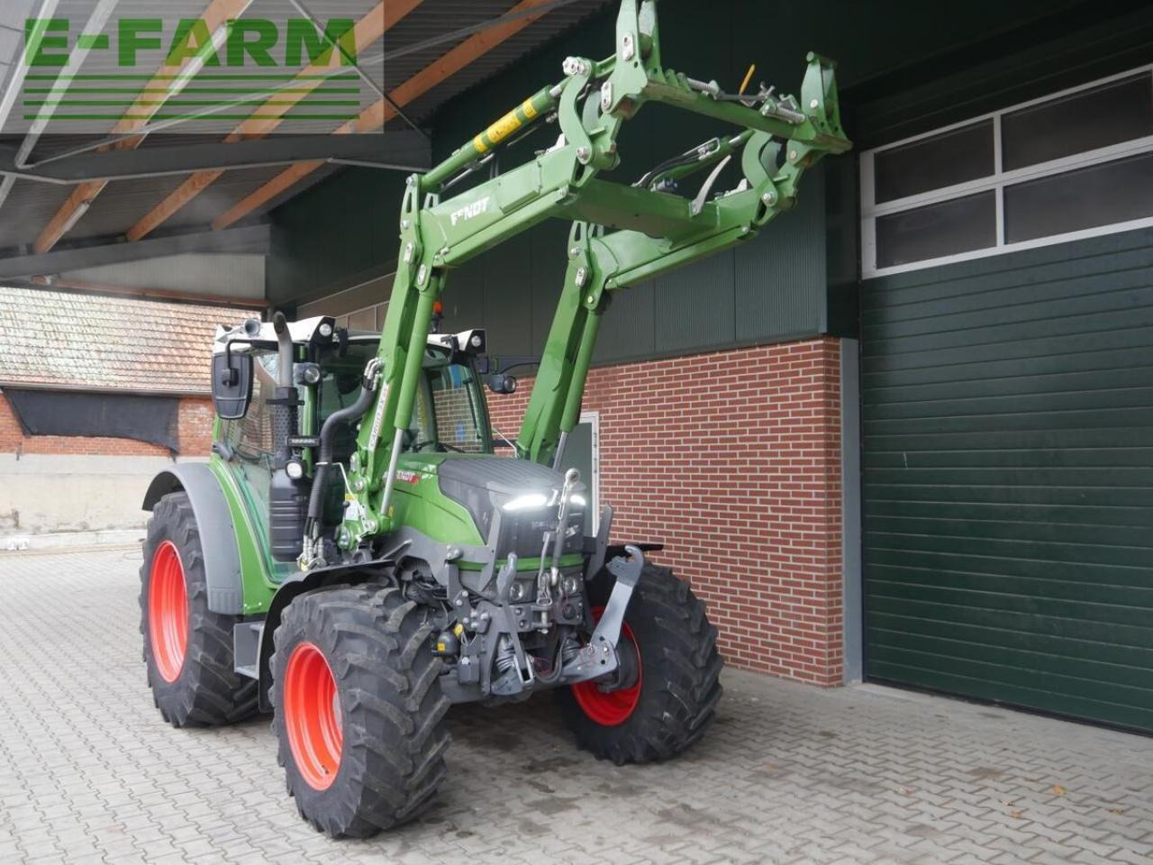 Fendt 211 s vario gen3 profi setting2 frontlader - Трактор: фото 2 Fendt 211 s vario gen3 profi setting2 frontlader - Трактор: фото 2
