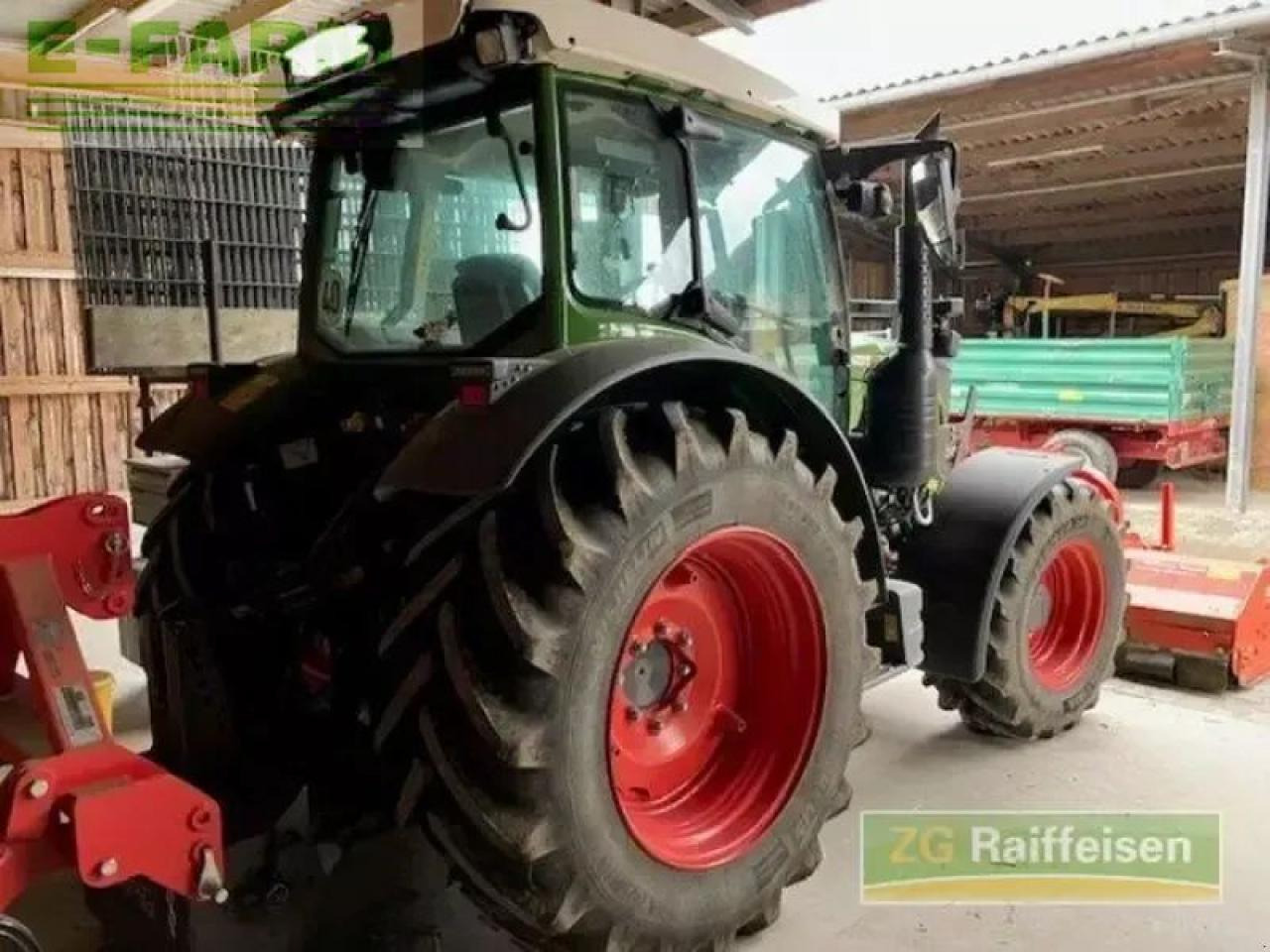 Fendt 211 vario power setting 2 - Трактор: фото 2 Fendt 211 vario power setting 2 - Трактор: фото 2