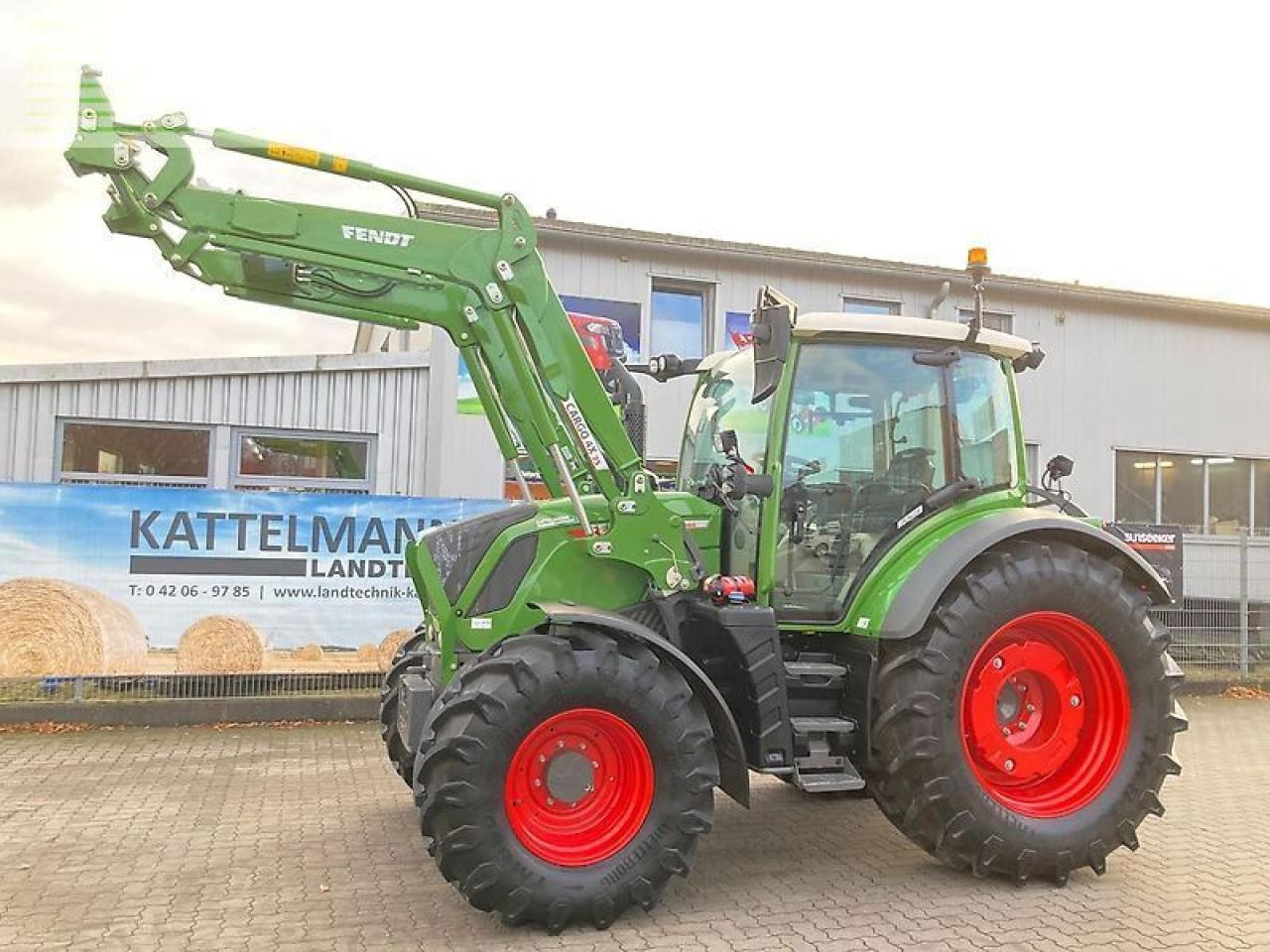 Fendt 311 vario gen4 power Power - Трактор: фото 2 Fendt 311 vario gen4 power Power - Трактор: фото 2