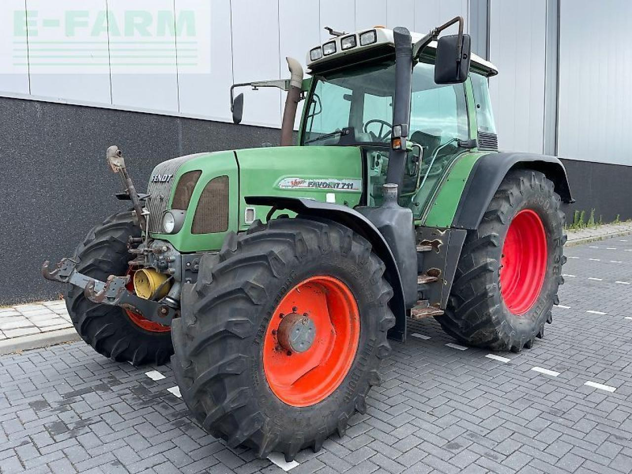 Fendt 711 - Трактор: фото 1 Fendt 711 - Трактор: фото 1