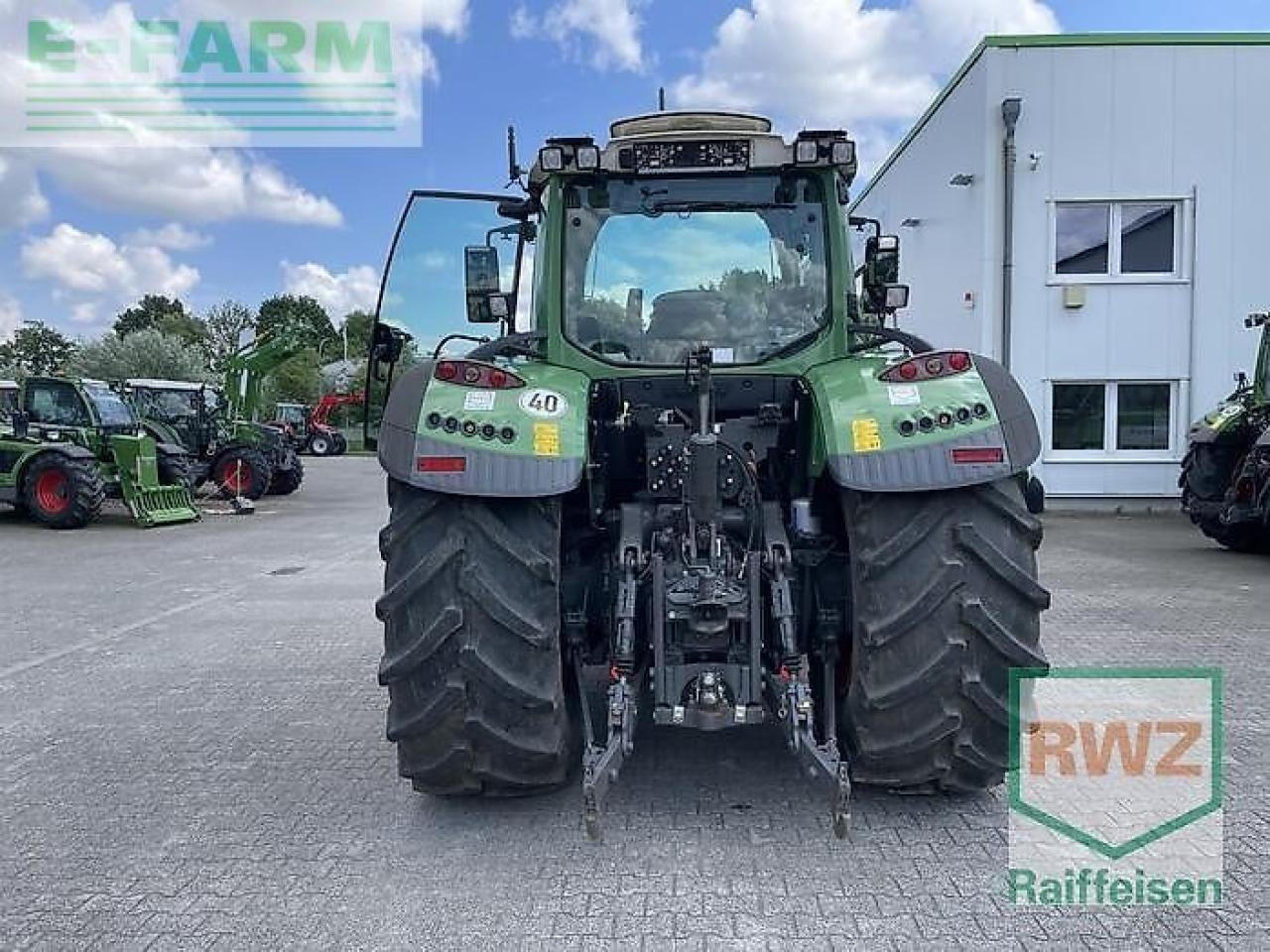 Fendt 718 profi-plus s 4 vario ProfiPlus - Трактор: фото 2 Fendt 718 profi-plus s 4 vario ProfiPlus - Трактор: фото 2