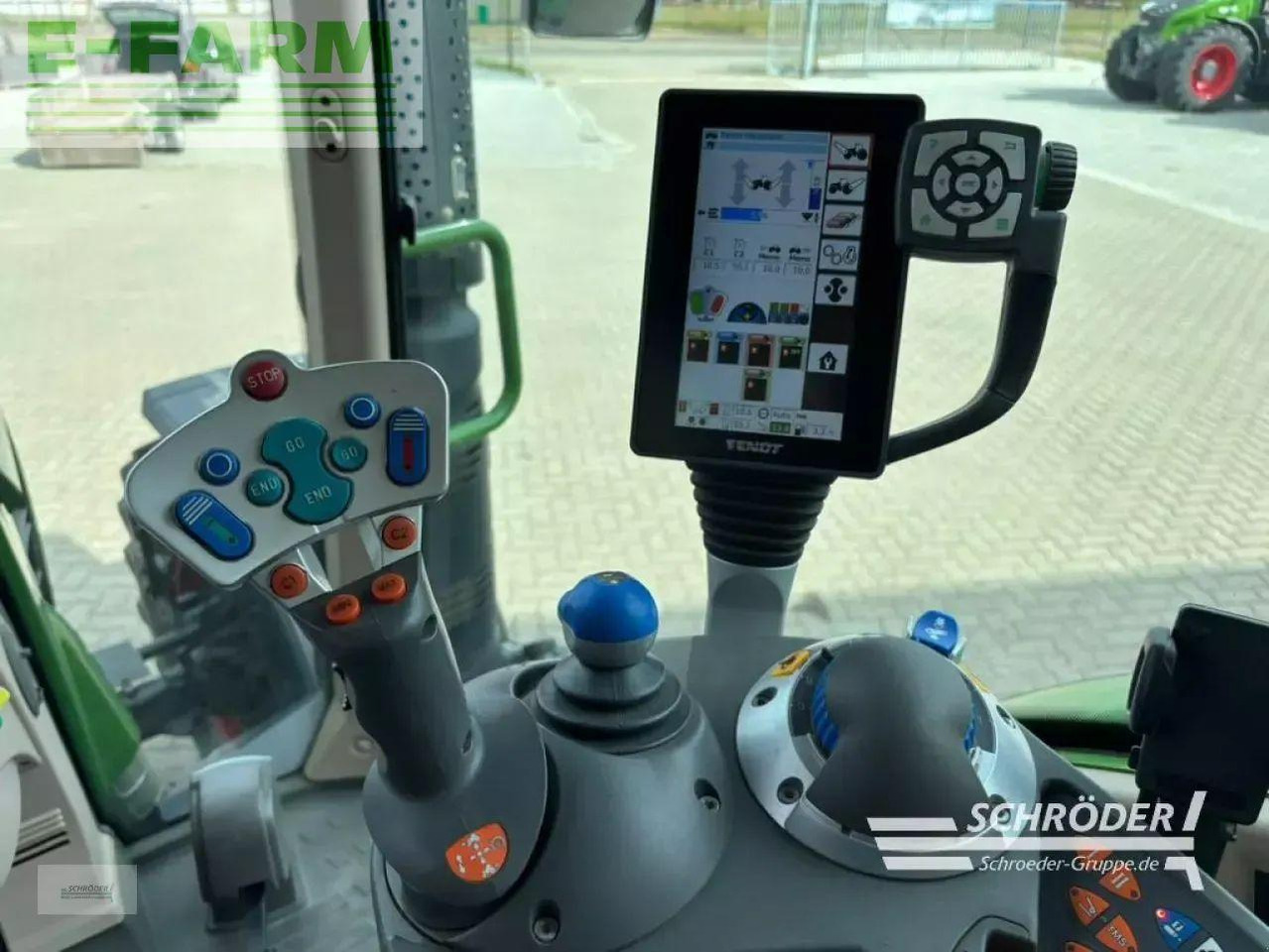 Fendt 718 vario s4 profi Profi - Трактор: фото 2 Fendt 718 vario s4 profi Profi - Трактор: фото 2
