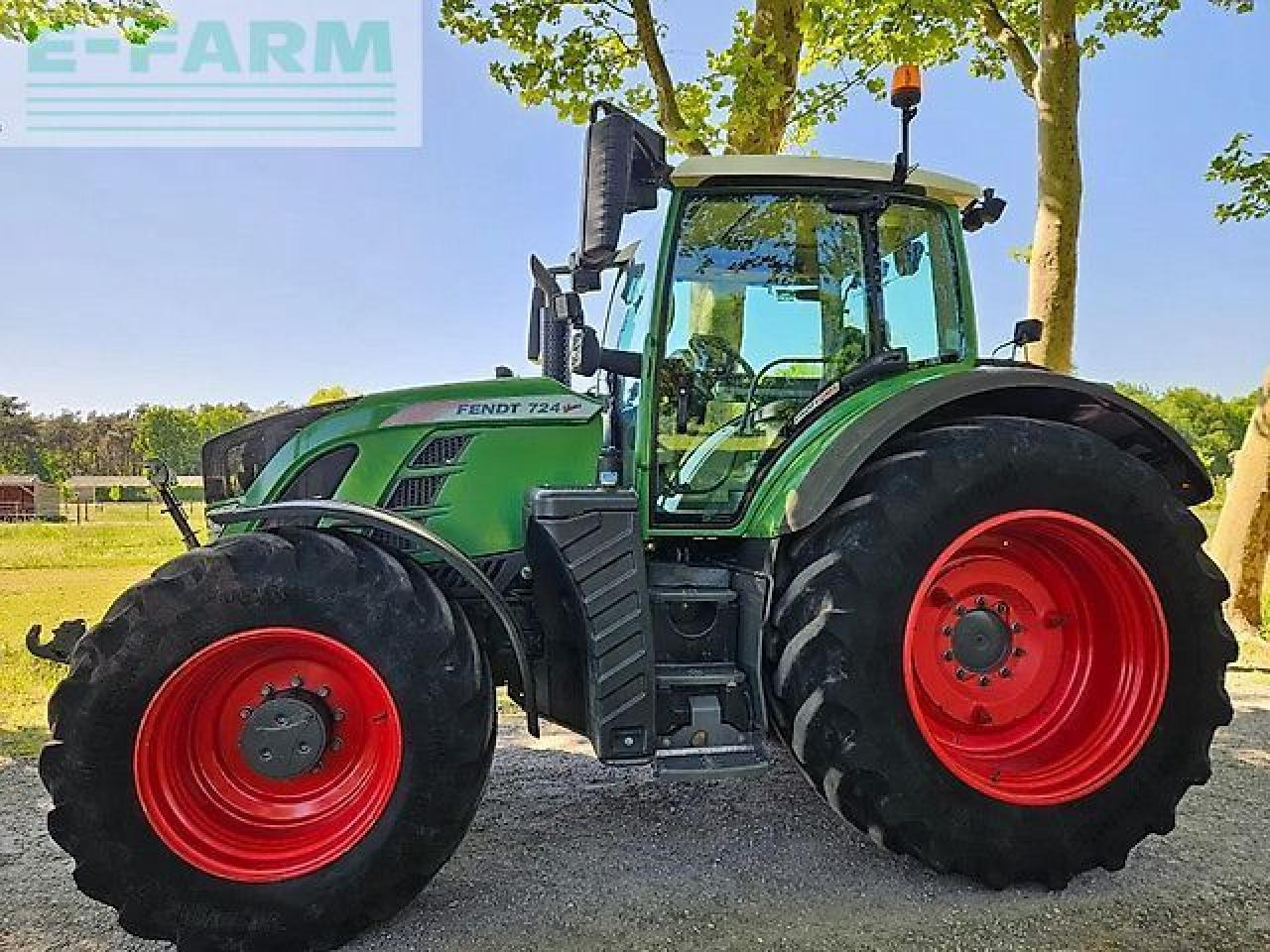 Fendt 724 s4 profi plus rtk ( 718 720 722 ) - Трактор: фото 5 Fendt 724 s4 profi plus rtk ( 718 720 722 ) - Трактор: фото 5