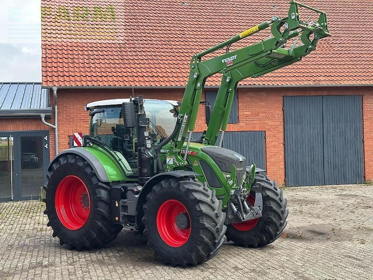 Fendt 724 vario gen6 profi plus *vollausstattung* ProfiPlus - Трактор: фото 4 Fendt 724 vario gen6 profi plus *vollausstattung* ProfiPlus - Трактор: фото 4