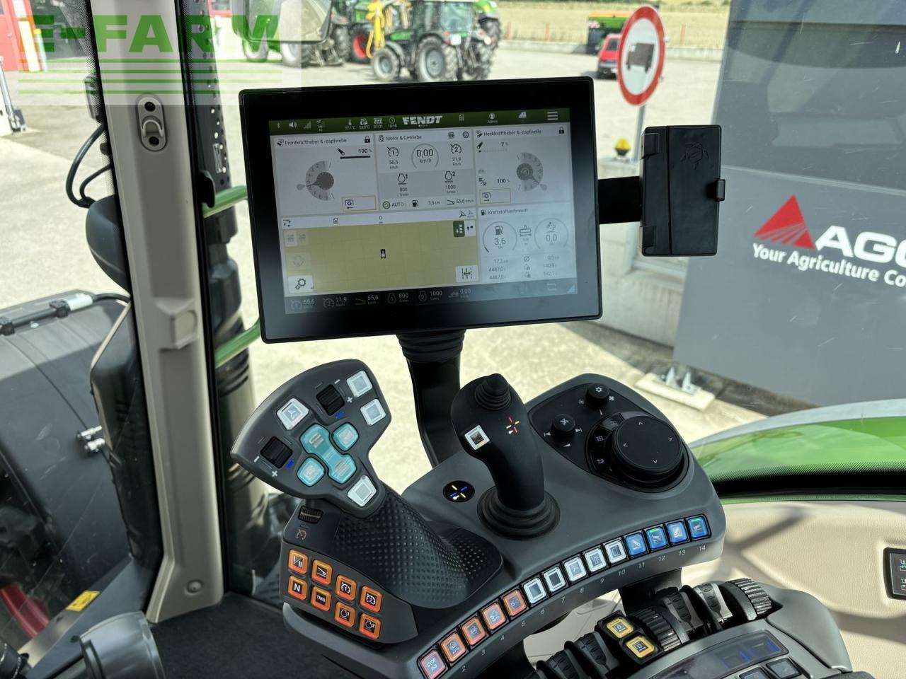 Трактор Fendt 724 vario profi+ ProfiPlus: фото 16