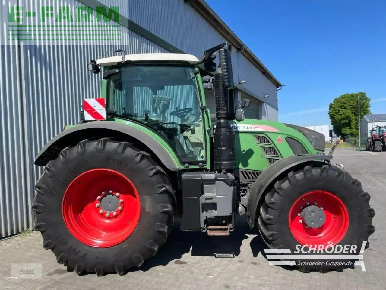 Трактор Fendt 724 vario s4 profi plus: фото 8 Трактор Fendt 724 vario s4 profi plus: фото 8