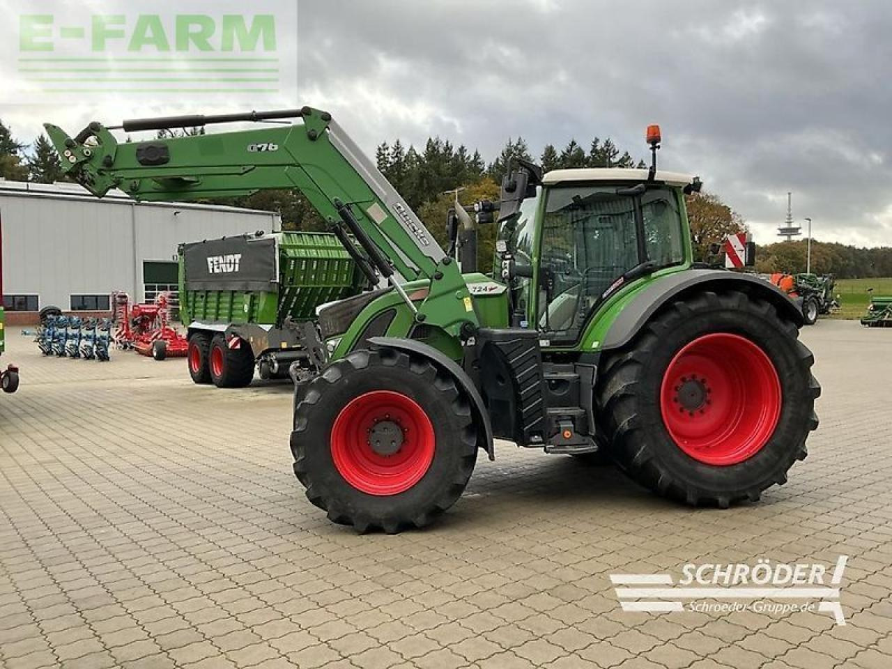 Fendt 724 vario s4 profi plus - Трактор: фото 4 Fendt 724 vario s4 profi plus - Трактор: фото 4