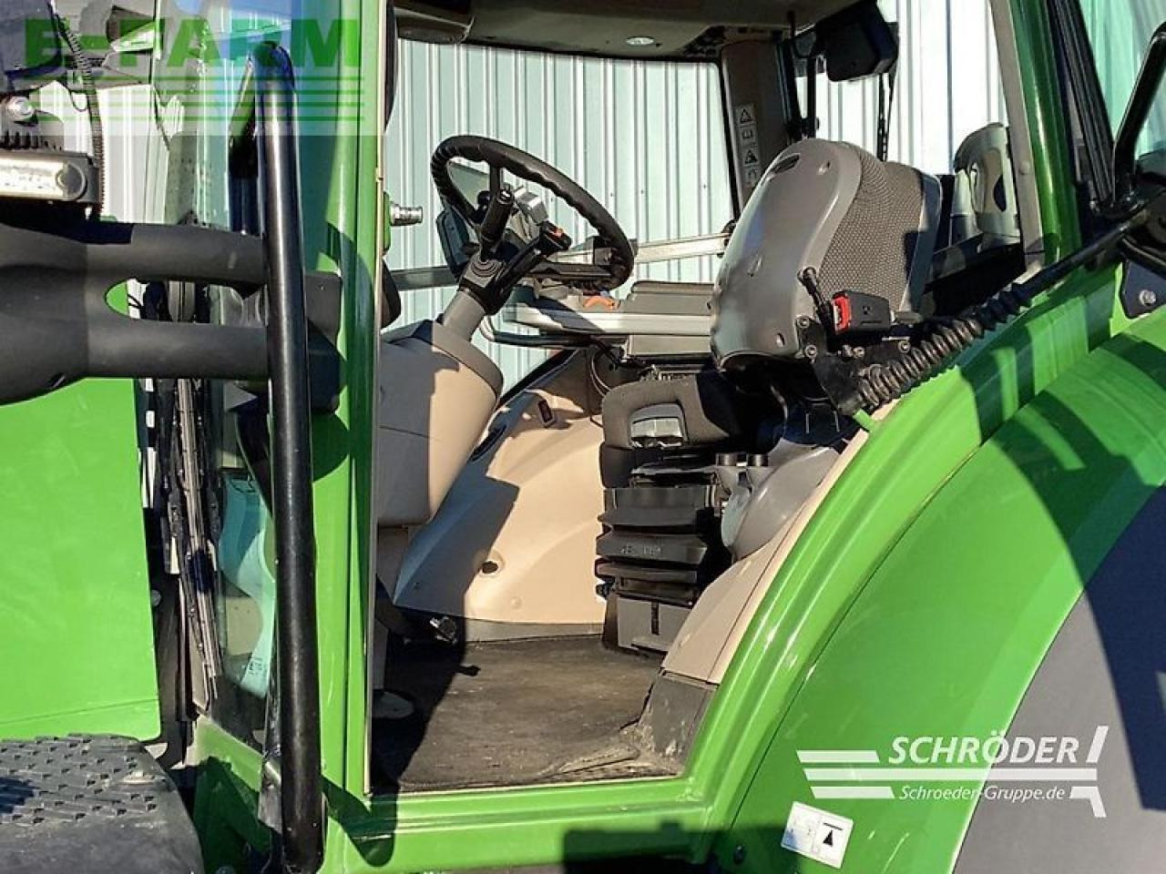 Трактор Fendt 824 vario s4 profi plus ProfiPlus: фото 15