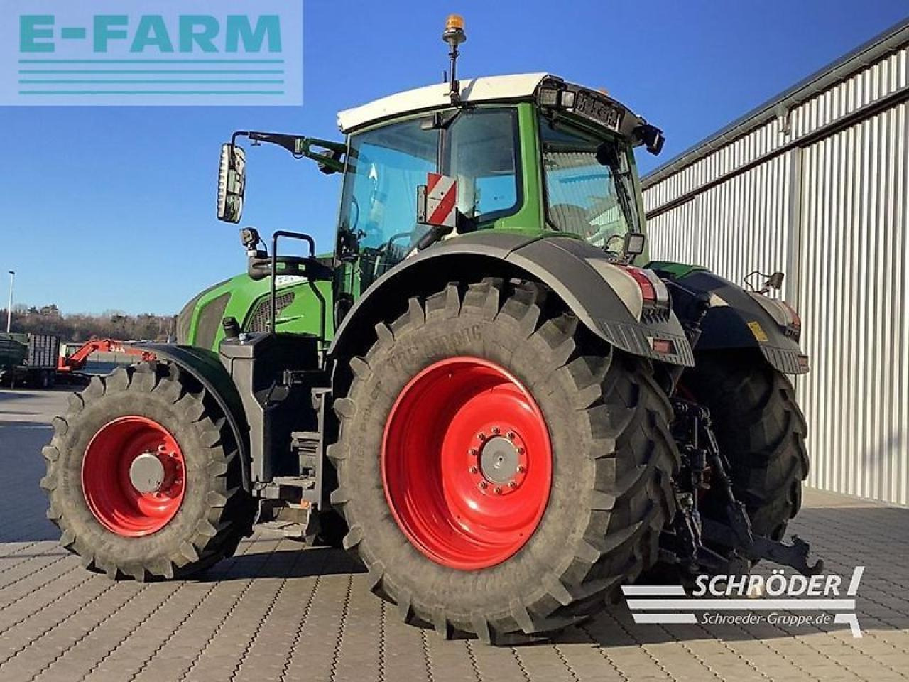 Fendt 824 vario s4 profi plus ProfiPlus - Трактор: фото 5 Fendt 824 vario s4 profi plus ProfiPlus - Трактор: фото 5