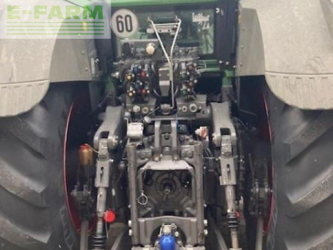 Fendt 826 vario scr profi plus ProfiPlus - Трактор: фото 5 Fendt 826 vario scr profi plus ProfiPlus - Трактор: фото 5