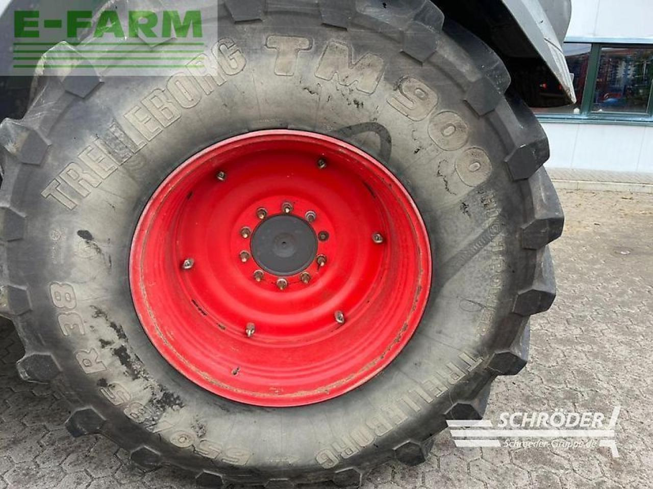 Fendt 828 s4 profi plus - Трактор: фото 4 Fendt 828 s4 profi plus - Трактор: фото 4