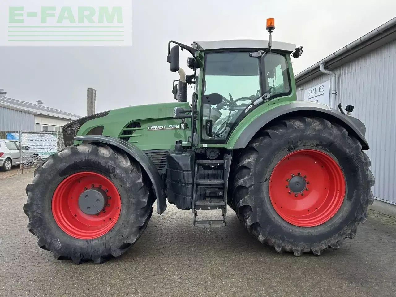 Fendt 933 - Трактор: фото 2 Fendt 933 - Трактор: фото 2