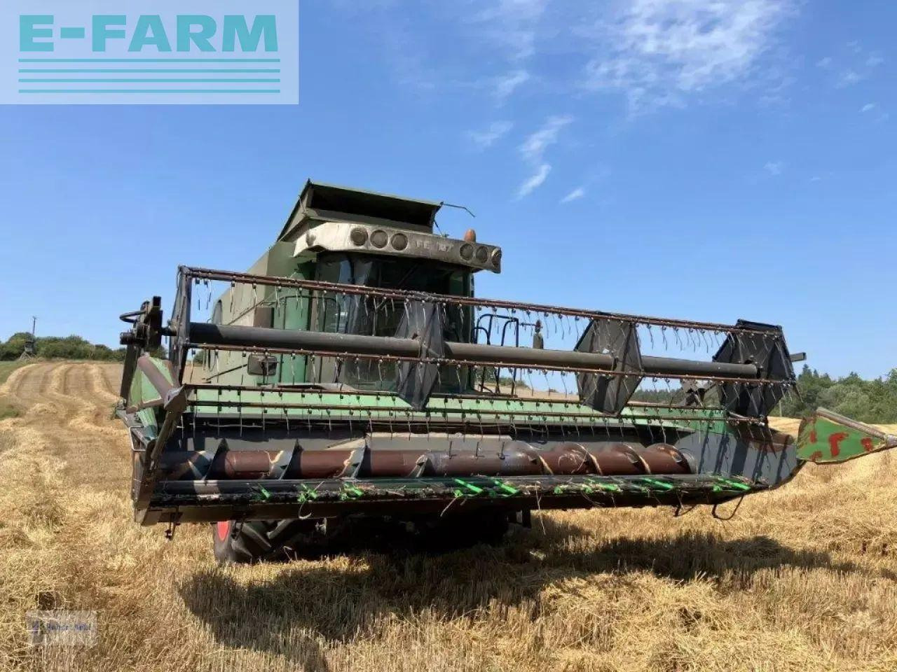 Fendt fendt 6280 cal mit sw 5,40m - Зерноуборочный комбайн: фото 1 Fendt fendt 6280 cal mit sw 5,40m - Зерноуборочный комбайн: фото 1