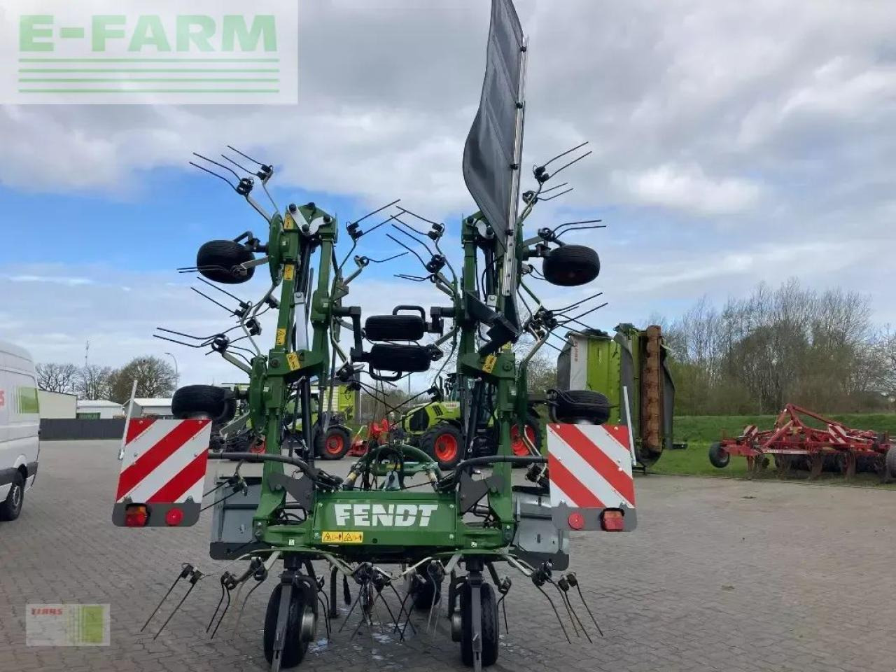 Fendt twister 8608 (laufleistung ca. 50 hektar) - Сеноворошилка: фото 2 Fendt twister 8608 (laufleistung ca. 50 hektar) - Сеноворошилка: фото 2