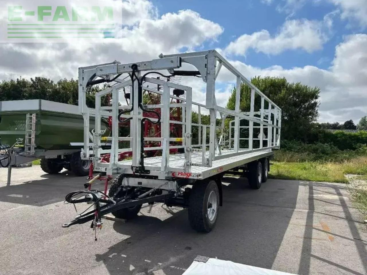 Fliegl dpw 240 bl profi - Сельскохозяйственный прицеп-платформа: фото 1 Fliegl dpw 240 bl profi - Сельскохозяйственный прицеп-платформа: фото 1