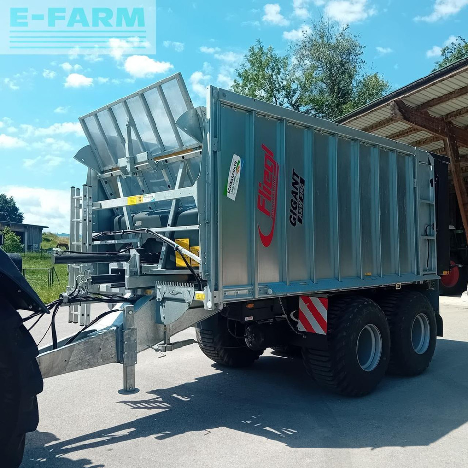 Fliegl fliegl asw 256 - Сельскохозяйственный прицеп-самосвал: фото 1 Fliegl fliegl asw 256 - Сельскохозяйственный прицеп-самосвал: фото 1