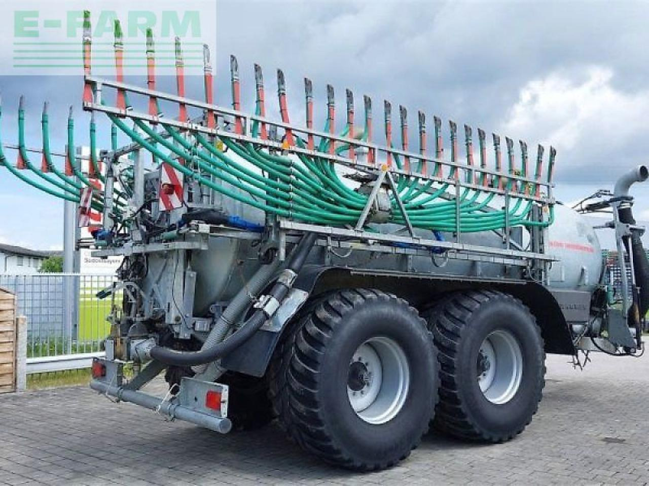 Fliegl pfw 16000 tandem fox - Техника для внесения удобрений: фото 5 Fliegl pfw 16000 tandem fox - Техника для внесения удобрений: фото 5