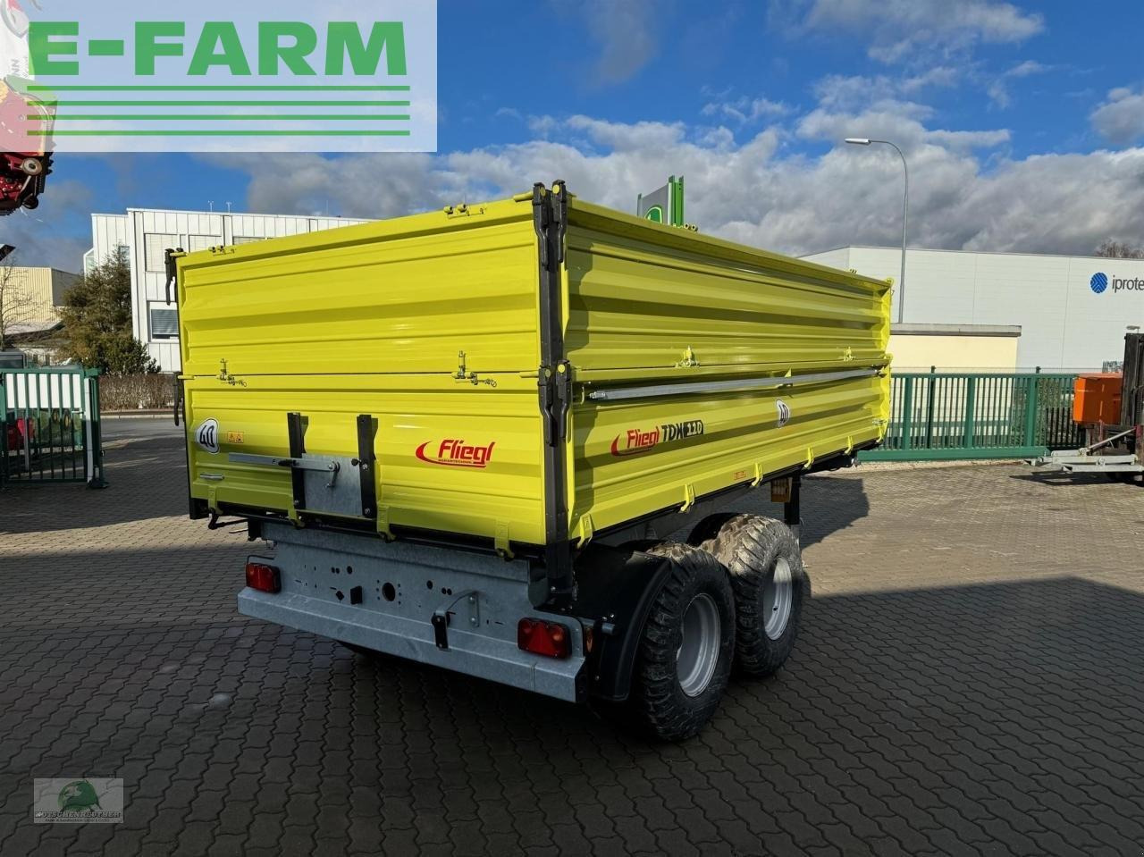 Fliegl tdk 110-88 - Сельскохозяйственный прицеп-самосвал: фото 5 Fliegl tdk 110-88 - Сельскохозяйственный прицеп-самосвал: фото 5