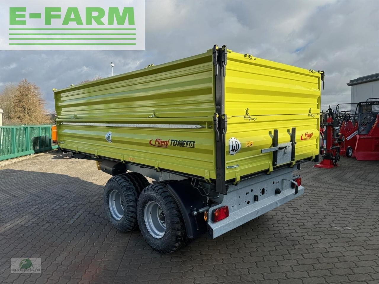 Fliegl tdk 110-88 - Сельскохозяйственный прицеп-самосвал: фото 3 Fliegl tdk 110-88 - Сельскохозяйственный прицеп-самосвал: фото 3