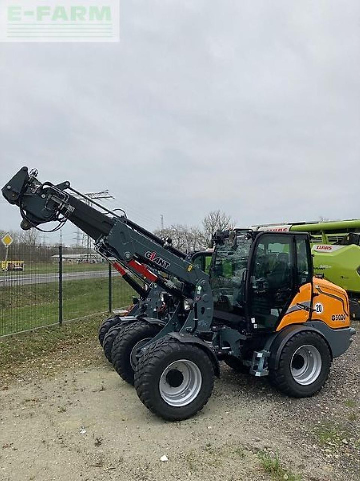 Giant g5000 tele radlader - Телескопический погрузчик: фото 1 Giant g5000 tele radlader - Телескопический погрузчик: фото 1