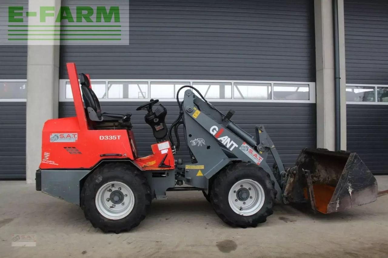 Giant hoflader d 335 t - Колёсный погрузчик: фото 5 Giant hoflader d 335 t - Колёсный погрузчик: фото 5