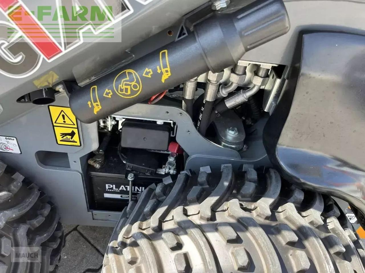 Giant sk 202d neuwertig inkl. schaufel & pg - Колёсный погрузчик: фото 3 Giant sk 202d neuwertig inkl. schaufel & pg - Колёсный погрузчик: фото 3