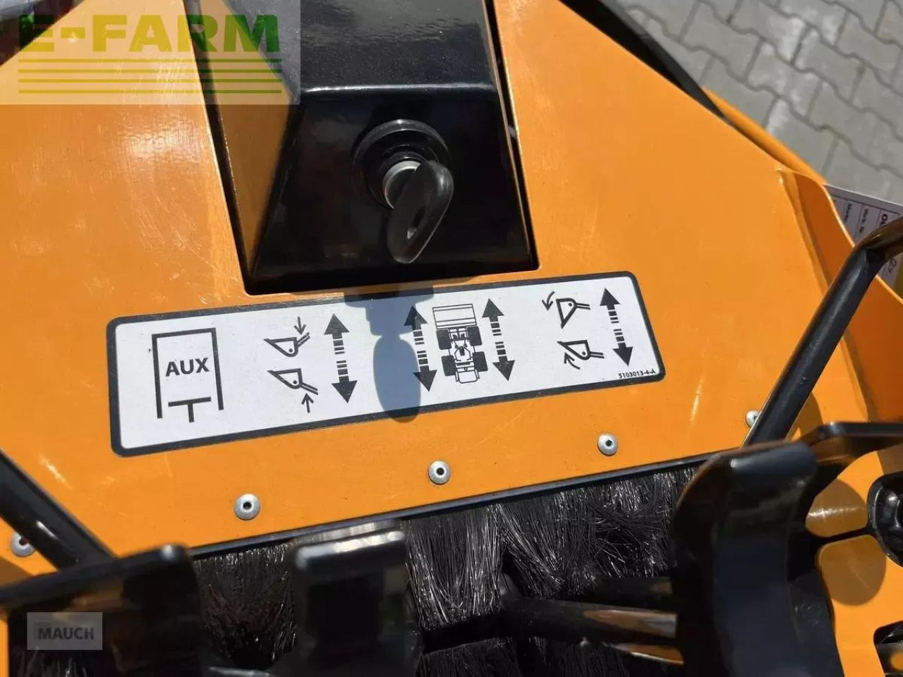 Giant sk 202d neuwertig inkl. schaufel & pg - Колёсный погрузчик: фото 2 Giant sk 202d neuwertig inkl. schaufel & pg - Колёсный погрузчик: фото 2