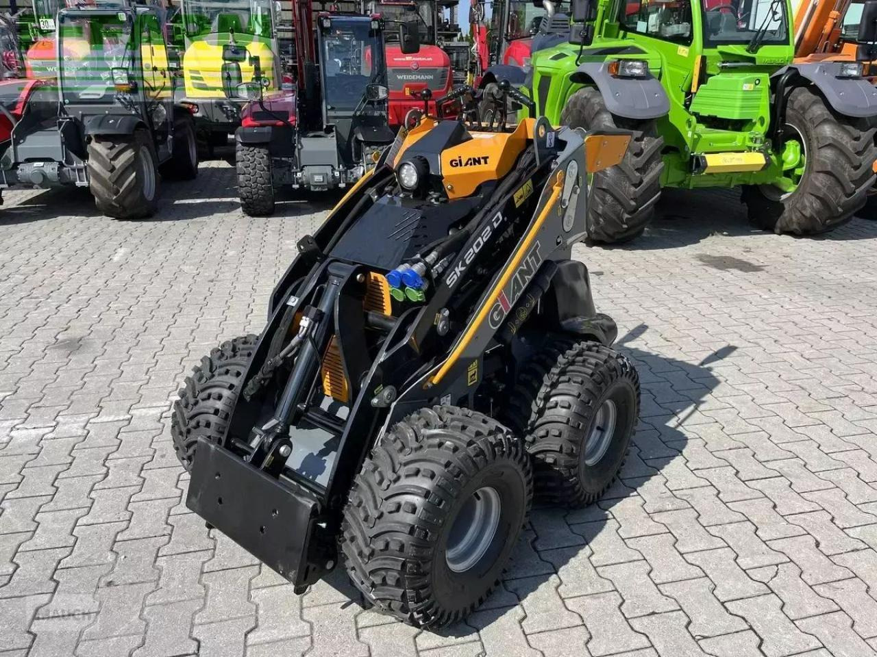 Giant sk 202d neuwertig inkl. schaufel & pg - Колёсный погрузчик: фото 1 Giant sk 202d neuwertig inkl. schaufel & pg - Колёсный погрузчик: фото 1