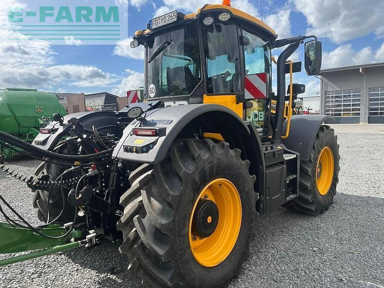 JCB 4220 fastrac icon - Трактор: фото 3 JCB 4220 fastrac icon - Трактор: фото 3