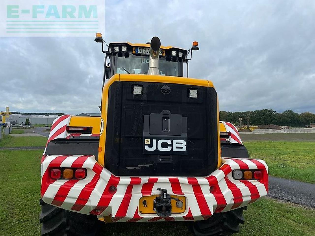 JCB 427 agri - Мини-экскаватор: фото 3 JCB 427 agri - Мини-экскаватор: фото 3